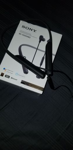 Sony earbuds BRAND NEW