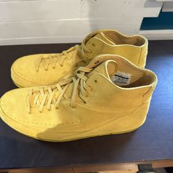 Air Jordan 2 Retro Decon Mineral Gold