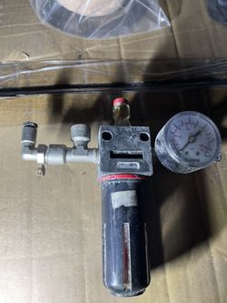 Industrial Air Regulator / Valve w Gauge – Pneumatic / Compressor – Italian Made