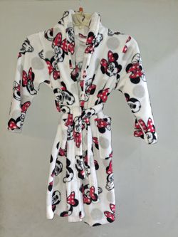 MINNIE MOUSE BATH ROBE