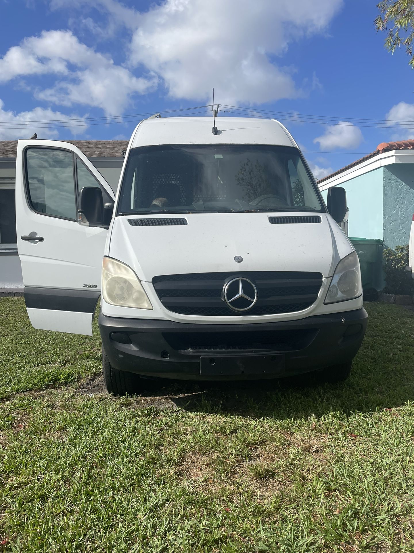 2012 Mercedes-Benz Sprinter Van