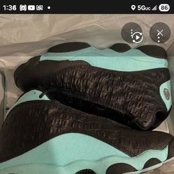 NIKE JORDANS LIKE NEW