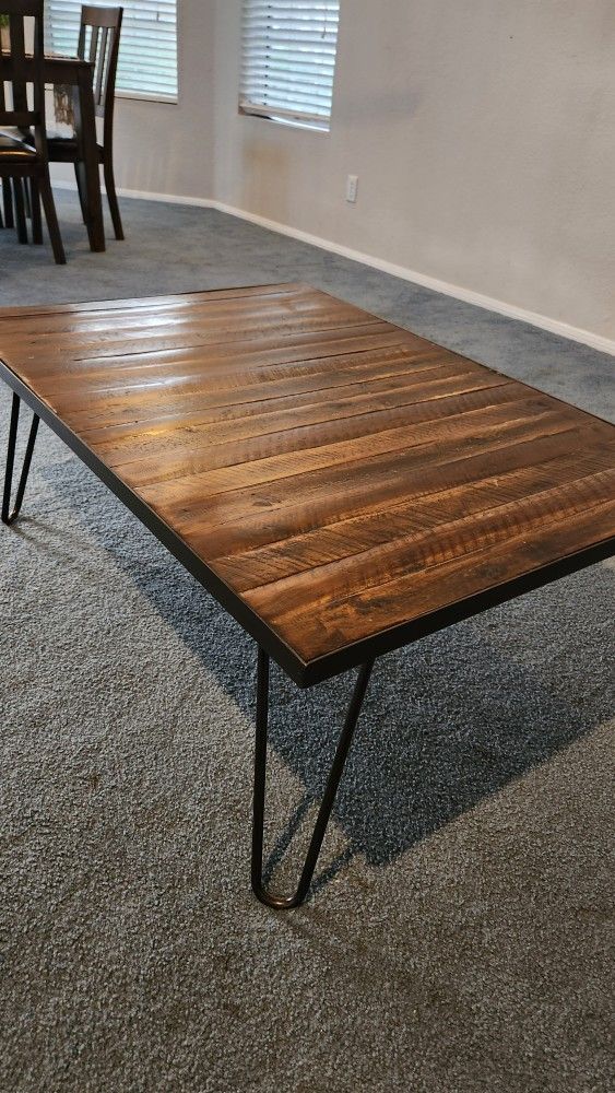 Rustic Style Coffee Table