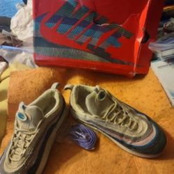 Rare Limited Edition Nike 9.5 Sean Wotherspoon With Original Box 
