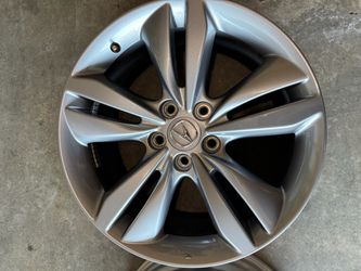 Acura 19 inch Alloy Wheels- Set of 4. Driven just 500 miles- Like New. Matching tires also available