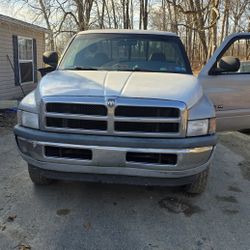 2000 Dodge Ram 1500