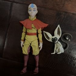 Aang Action Figure (McFarlane Toys) w/ Momo – Avatar: The Last Airbender