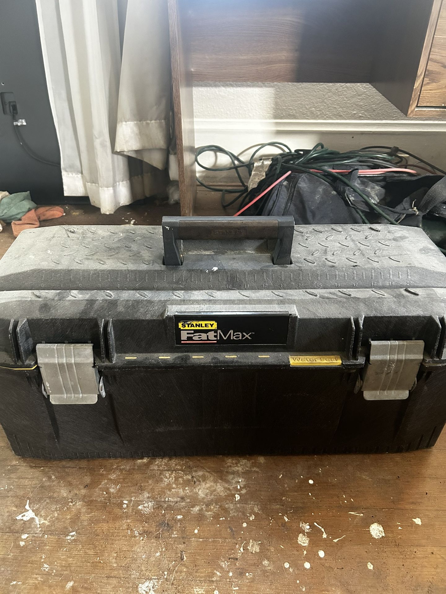 Stanley FatMax Tool Box 28in 9.2 Gallon 