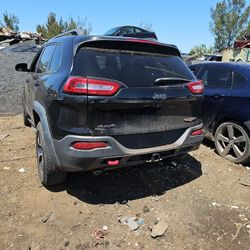 Jeep Cherokee 4x4  2014 For Parts Only