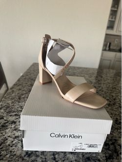 Women’s dress sandals size 7 New