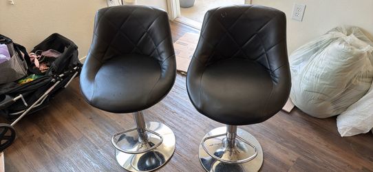 Bar stool