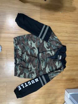 Quart zip workout jacket