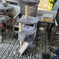 Cat  Tree 