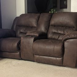 Mechanical Reclining Couch And Loveseat 