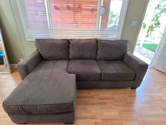 Charcoal Grey Sectional Sofa / L-Shape Couch – Great Condition!