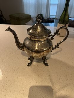 Vintage silver plated Teapot