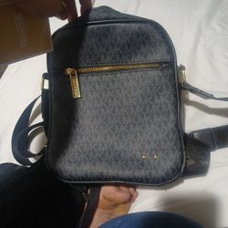 Blk Michael Kors Purse