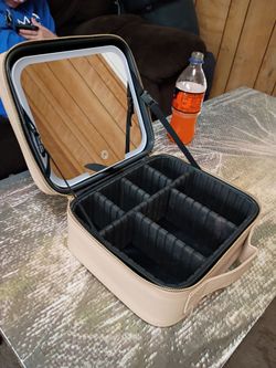 Makeup box with removable lightup mirror