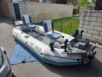 Intex Mairner 4 inflatable boat with trailer