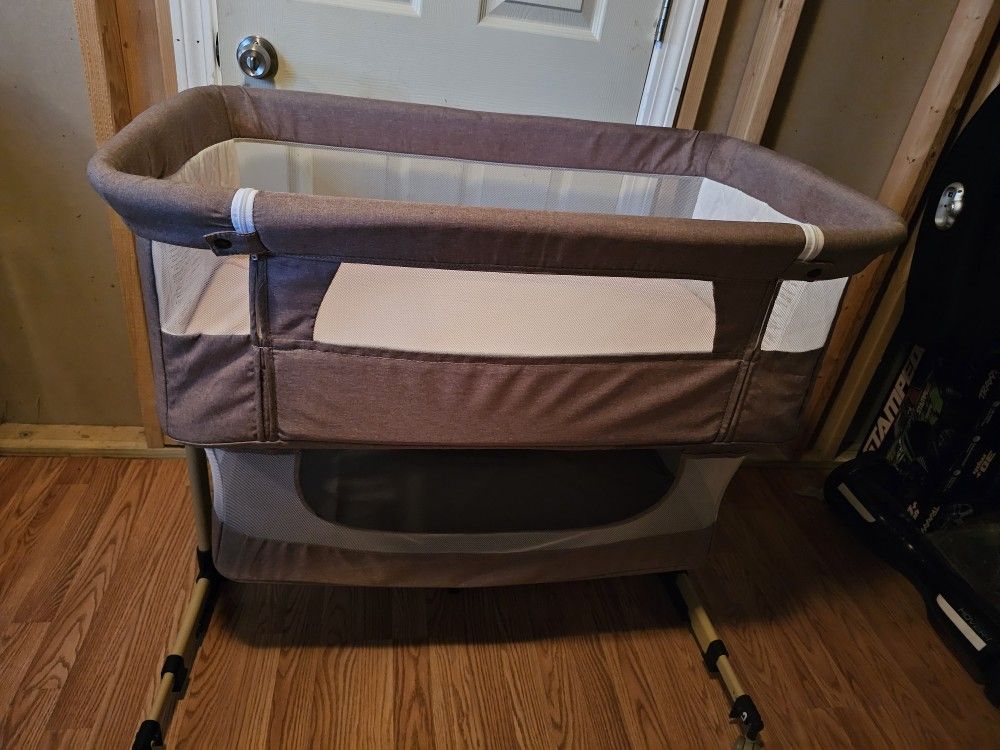 Bassinet 