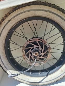 Rad ebike motor and wheel