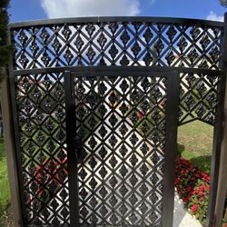 Steel Gate 