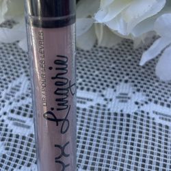 Nyx Lingerie  Lipstick 