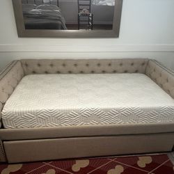 Bed (daybed)
