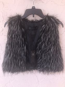Kim Kardashian faux fur vest (women’s)