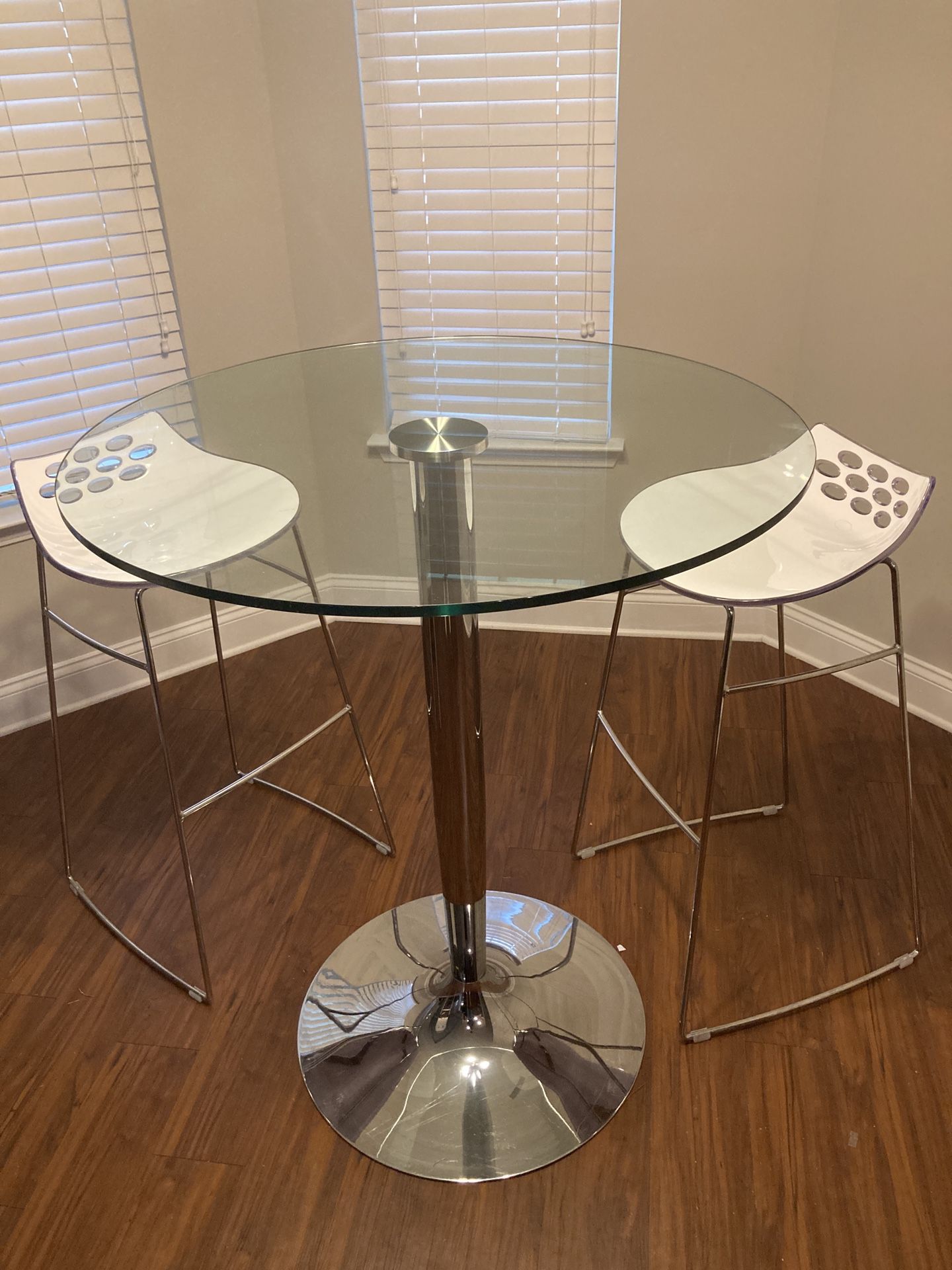 Table with Bar Stools