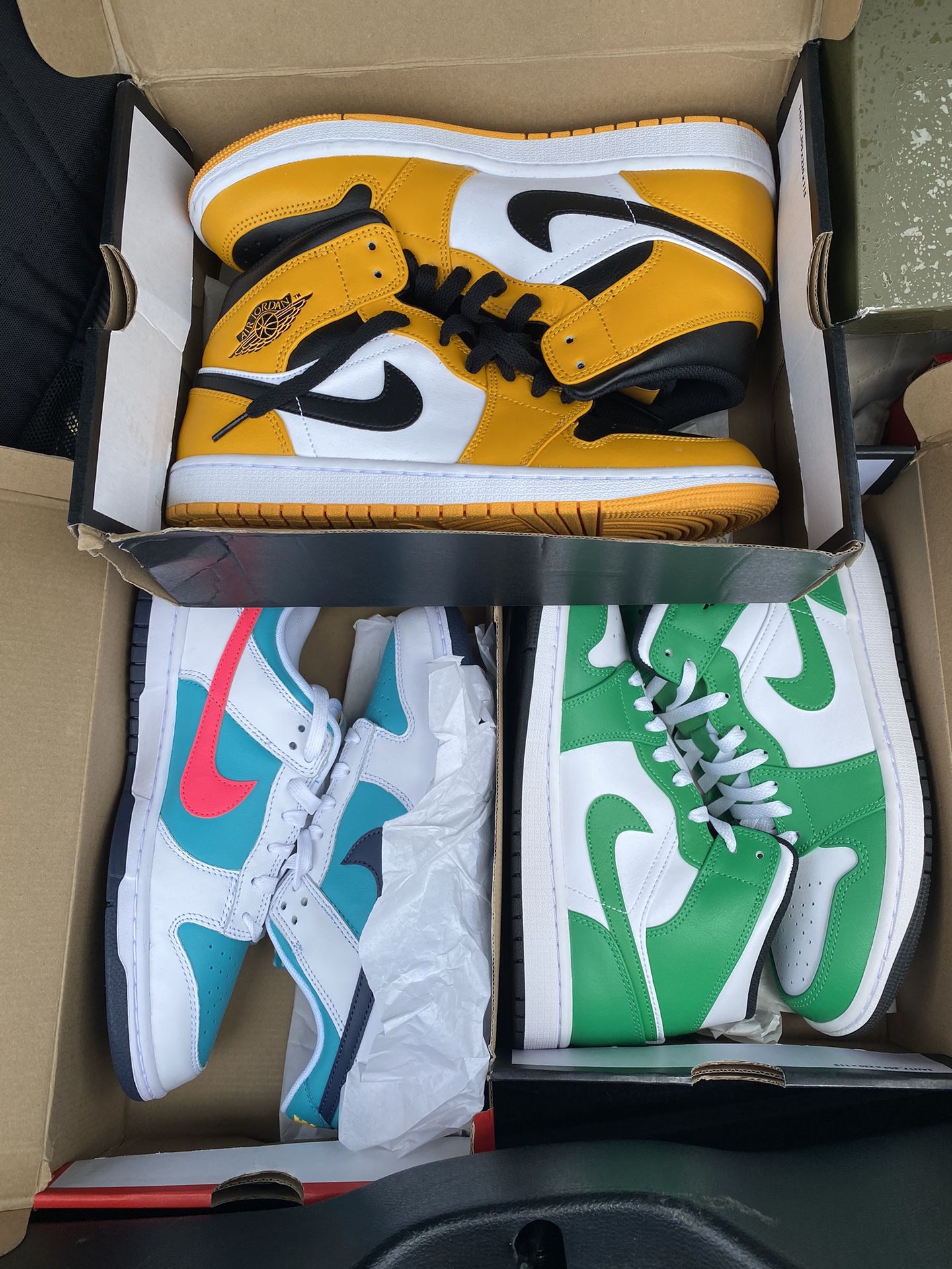 Sneaker