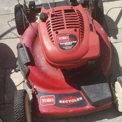 Toro Lawn Mower Easy Start 20" Self Propelled
