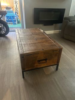 Rustic Wood Trunk Coffee Table with Metal Base