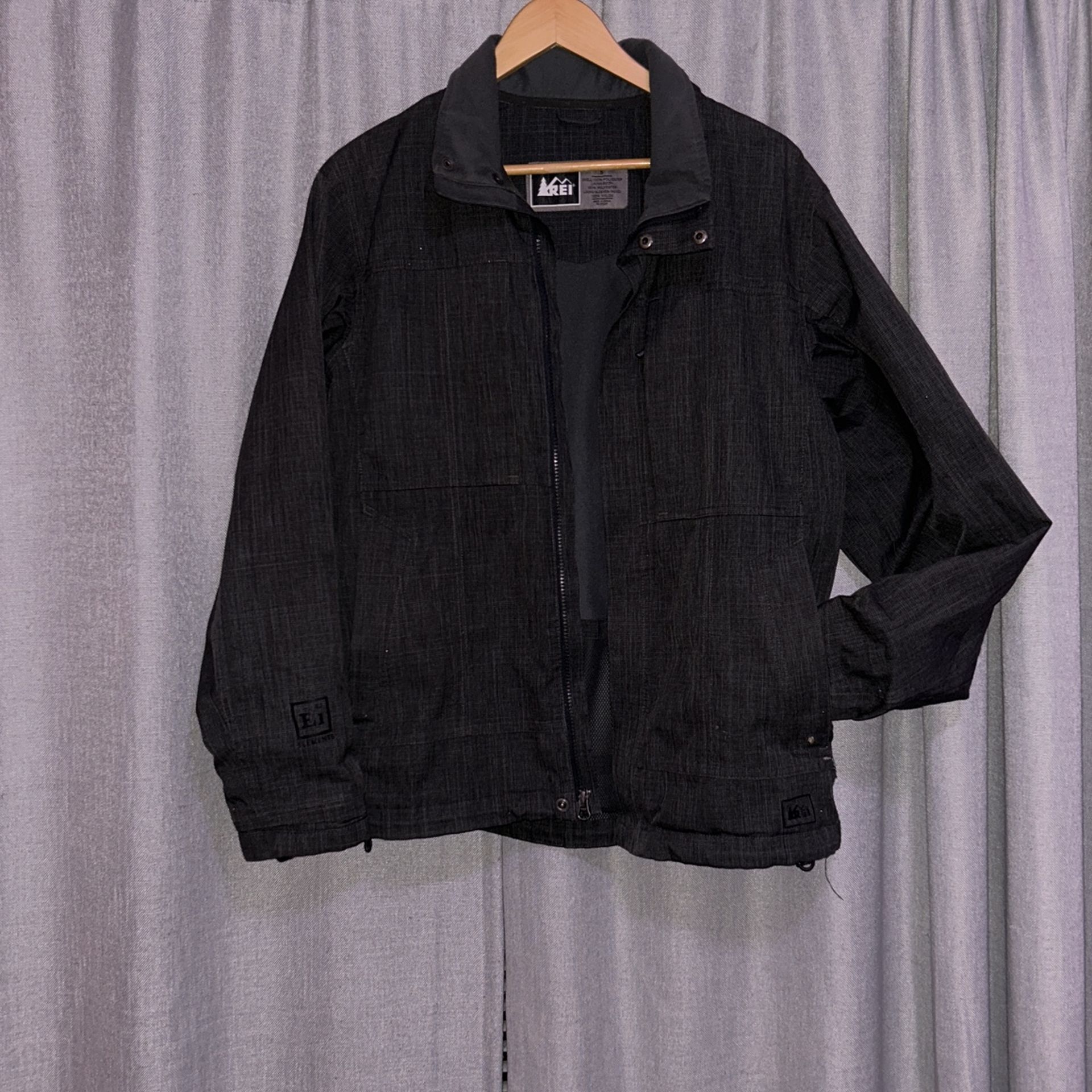 REI Winter Jacket Men’s Small