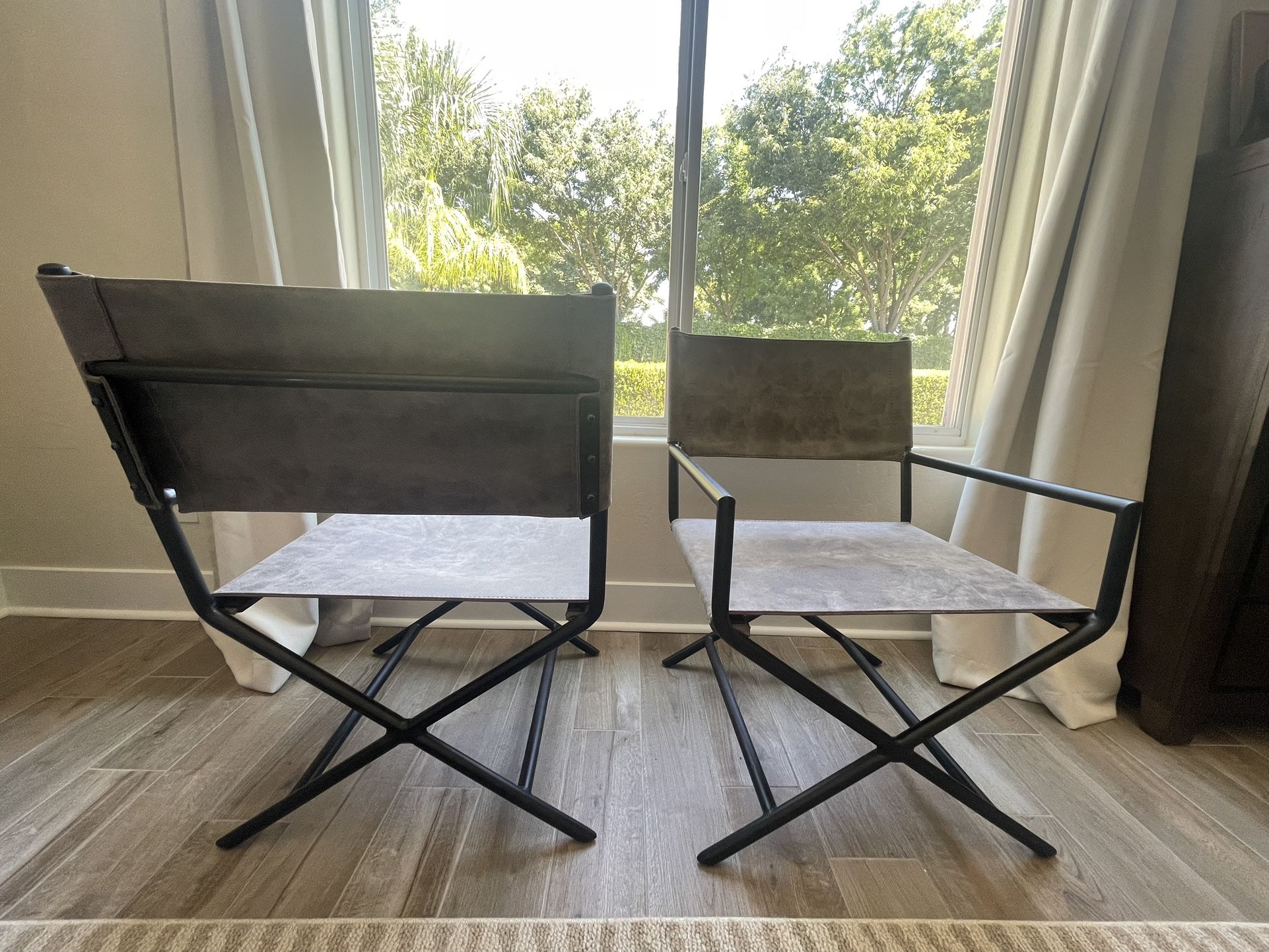 4 WORLD MARK DIRECTORS CHAIRS