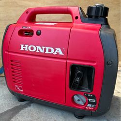 Honda Eu2200i  Super quiet inverter generator
