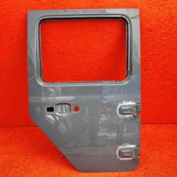 2018 2019 2020 2021 2022 2023 2024 Jeep Wrangler Right Passenger Rear Door OEM 