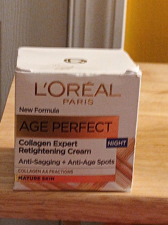 L'Oreal Paris Brand New Age Perfect Collagen Expert Retightening Cream Boxed 