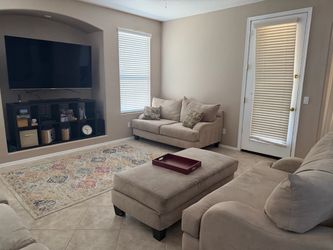 🛋️ Living Room Set – 3-Piece Seating + Ottoman + Rug | $350