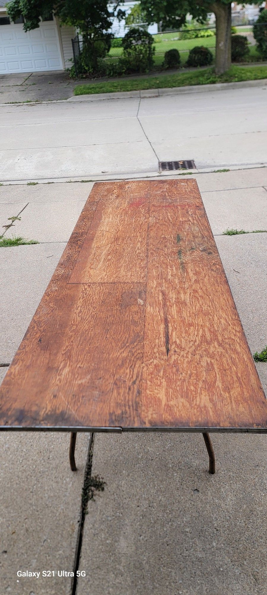 8 Foot Long
30 Inches WIDE
29½ Inches Tall
TABLE Wood Top
Great TABLE for FOR Garage Sales,
Graduation Party's get-togethers It's Heavy DUTY Sturdy
