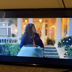 TCL Smart TV 32”