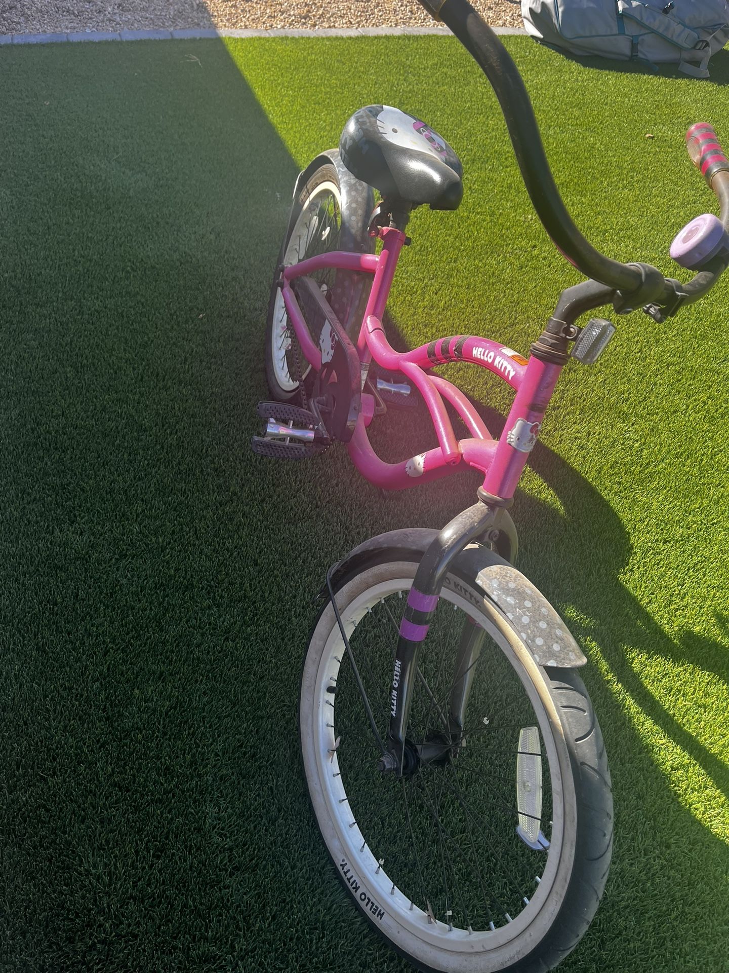 Hello kitty pink bike