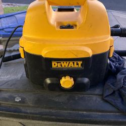De Walt Hybrid Vacuum