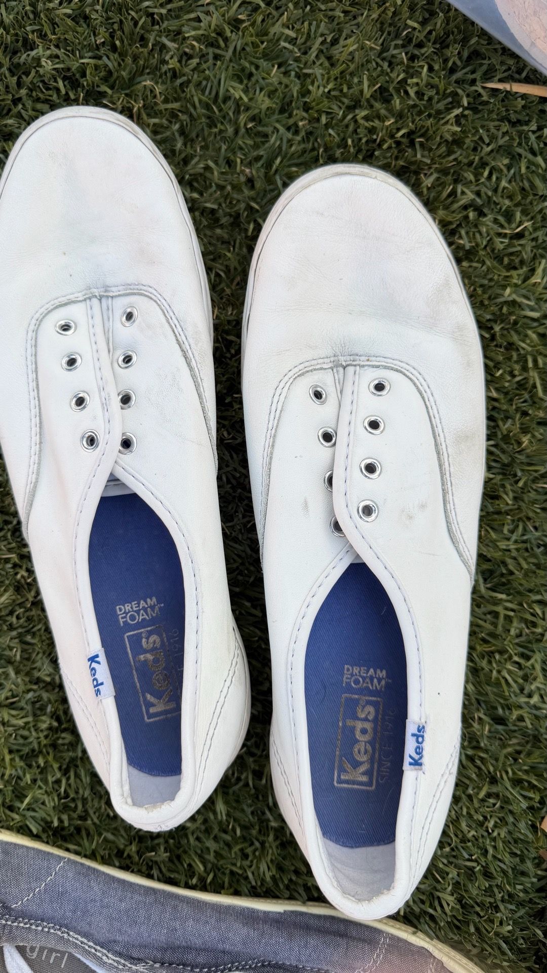 Women’s tennis shoes, post three