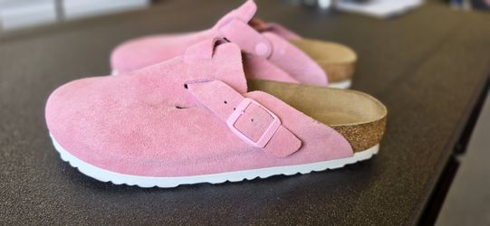 Pink Birkenstocks. Size 9-9½. Or 40