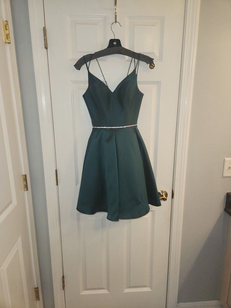 Emerald Green Semi Formal Dress