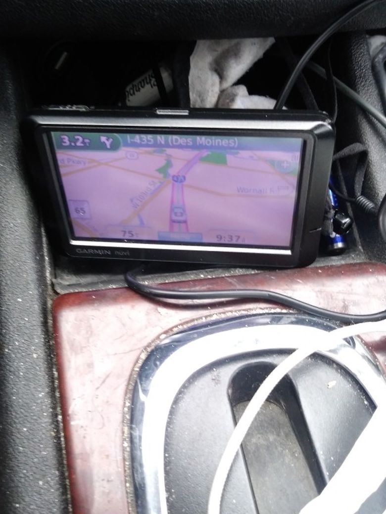 Garmin Gps With Leather Case Working