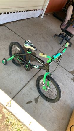 Next Surge Boys Bike 18”