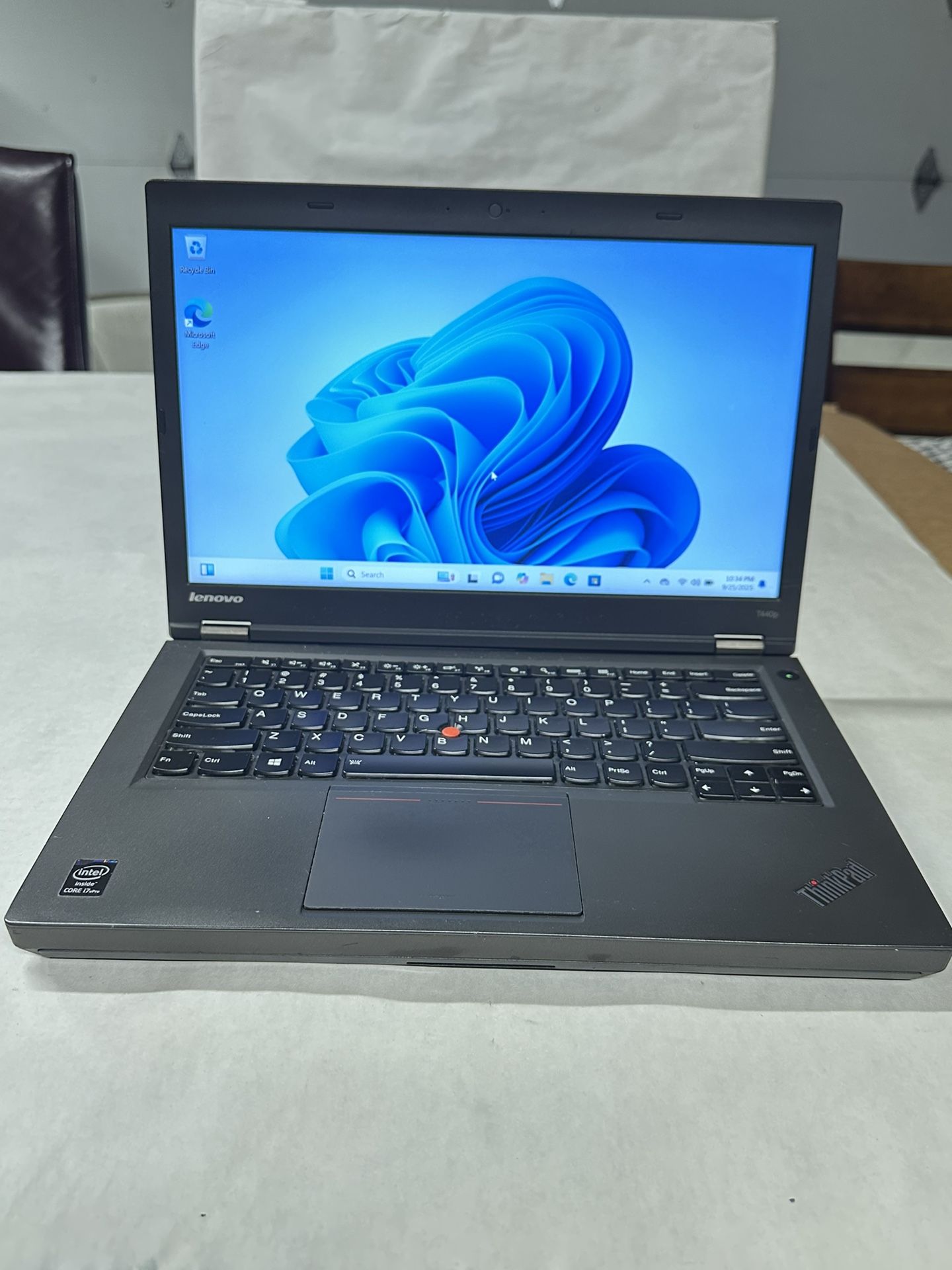 Laptop Lenovo T440P i7 Good Condition Price is firm Read Description