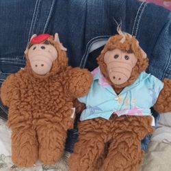 Vintage Alf Hand Puppets Lot Of 2
